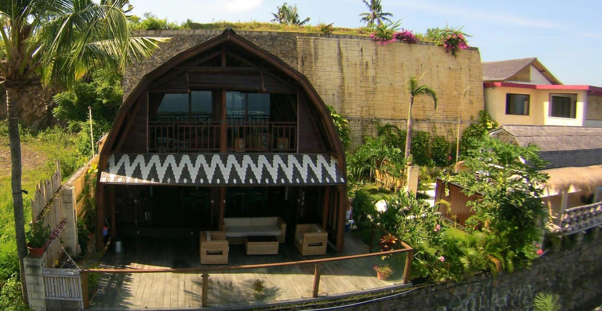 Villa Umbrella Lombok Senggigi